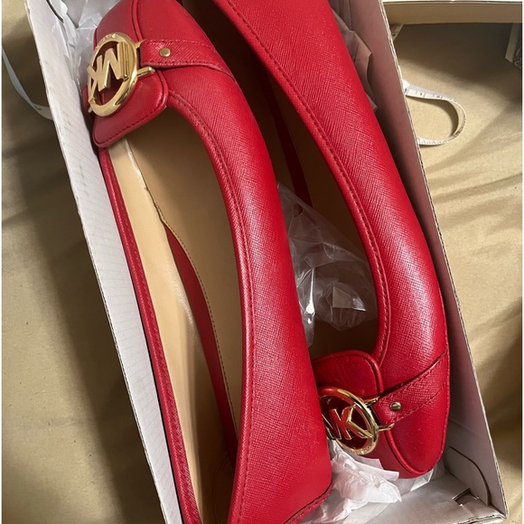 Michael kors red flats - Picture 1 of 3